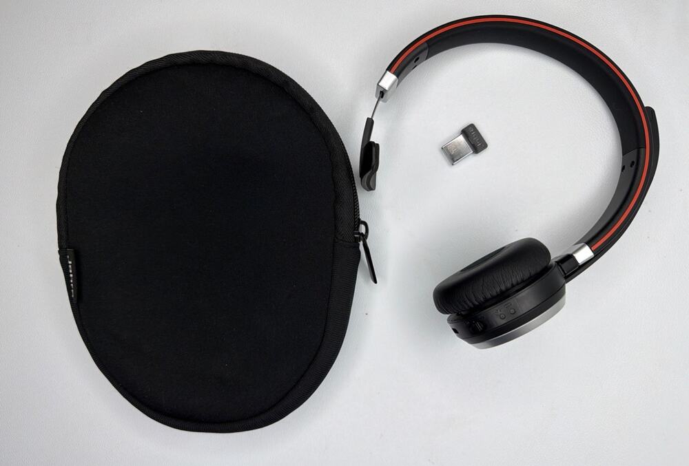 Jabra EVOLVE 65 SE Wireless Headset 6593-839-409 W/ Case and USB Receiver READ